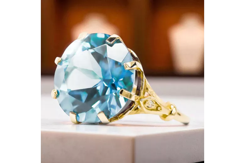 Ring Aquamarine 14K Yellow gold Vintage Jewlery vrc073y